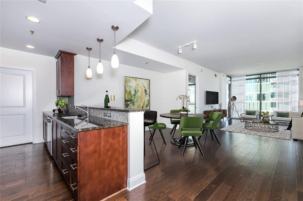 Foto principal - 270 17th St NW