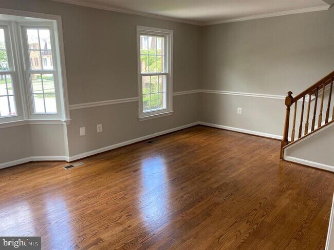 Building Photo - 8027 Hollow Reed Ct