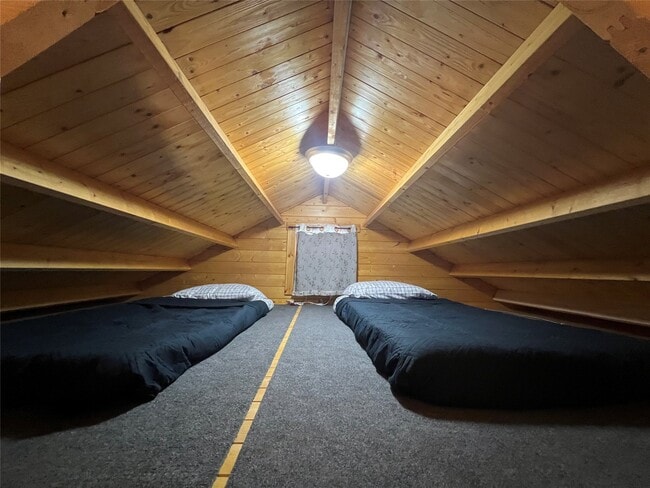 Building Photo - 9706 Camelots Ct