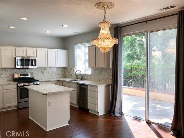 Foto del edificio - 15 Brookhollow