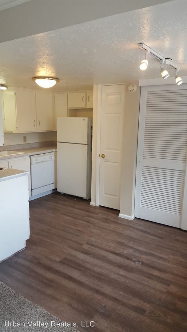 Building Photo - 7113-7115 Terrell Cir