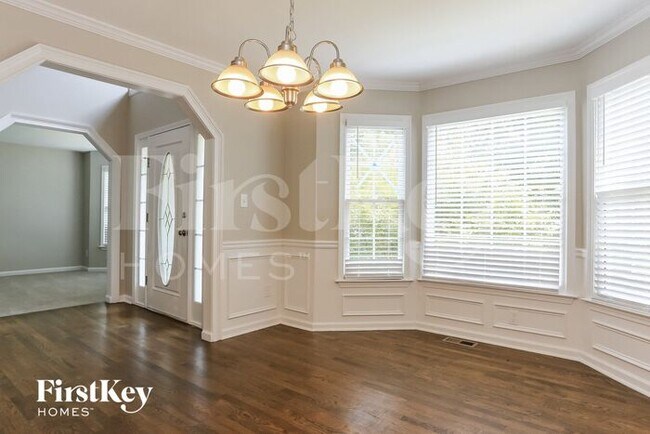 Foto del edificio - 199 Lakeview Ln