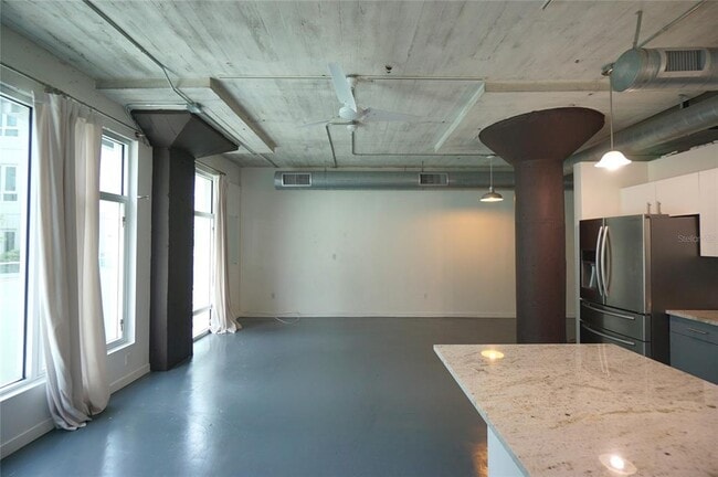 Foto del edificio - 101 N 12th St