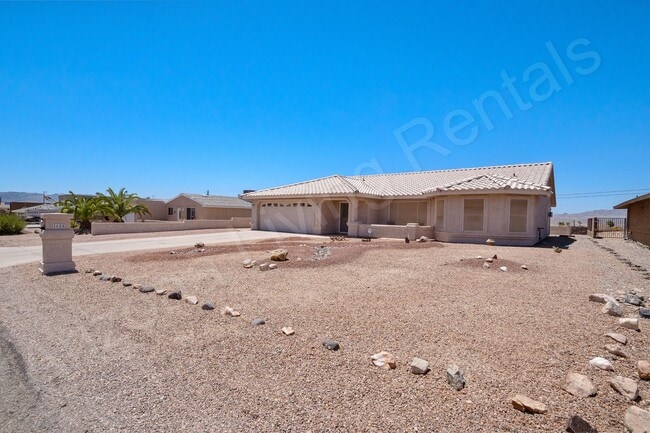 Building Photo - FURNISHED AVAILABLE OCTOBER 2025 - MAY 2026