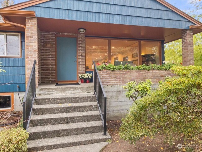 Foto del edificio - Beautiful property on the Westside of Oly