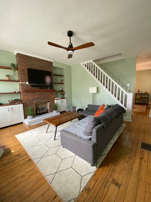 Foto principal - 4313 Willow St