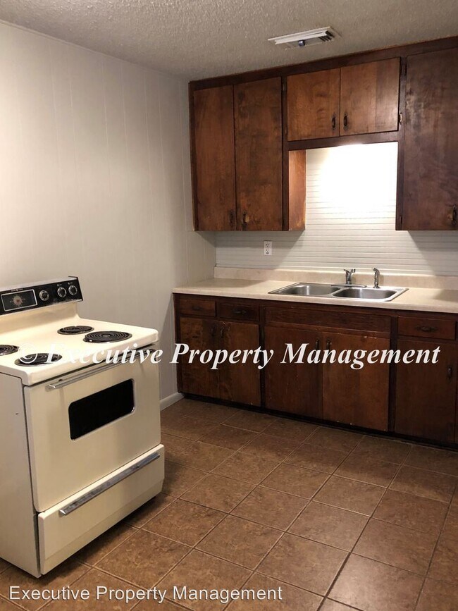 Foto del edificio - 914-916 J R Ct