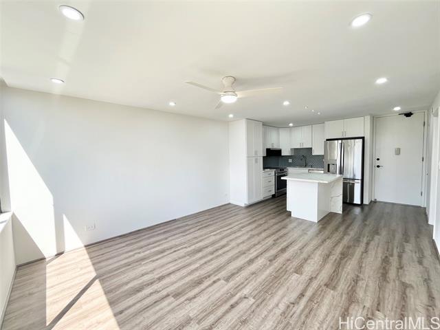 Foto del edificio - 411 Hobron Ln
