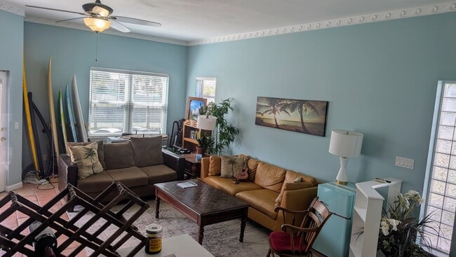 sala de estar - 187 16th Ave S