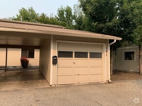 Building Photo - 241 S Bruce Ln