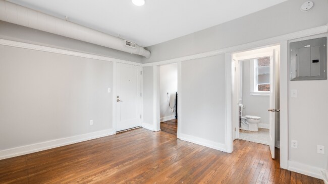 Building Photo - 2175 Morrell St