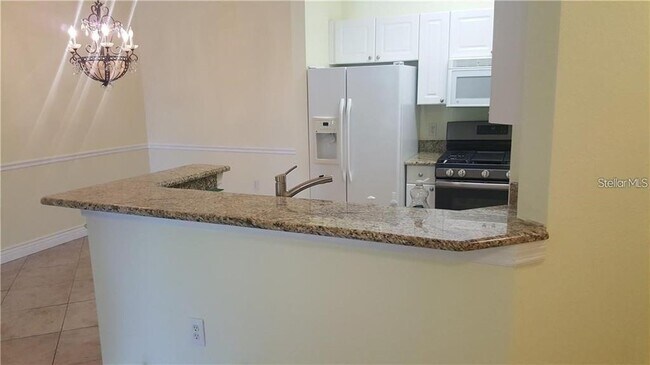 Building Photo - 2705 Via Murano