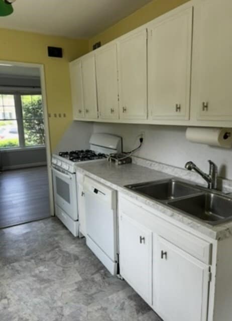 Foto del edificio - 71 White Birch Ave