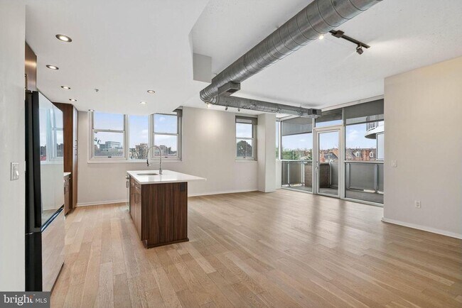 Foto del edificio - 3409 Wilson Blvd