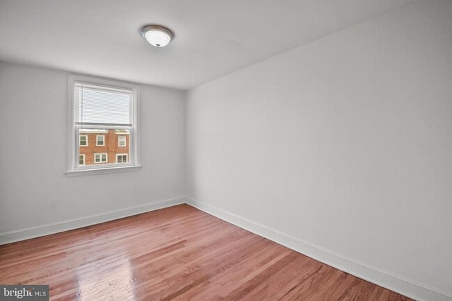 Foto del edificio - 1051 Oakwood Dr