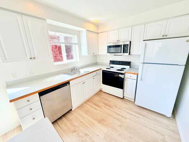 Cocina - 931 N 86th St