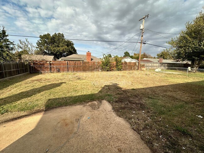 Foto del edificio - 4325 NW 55th St