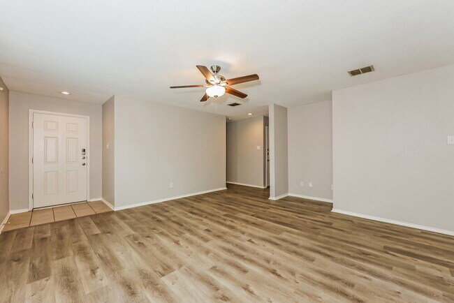 Foto del edificio - 1104 W Cottonwood Dr
