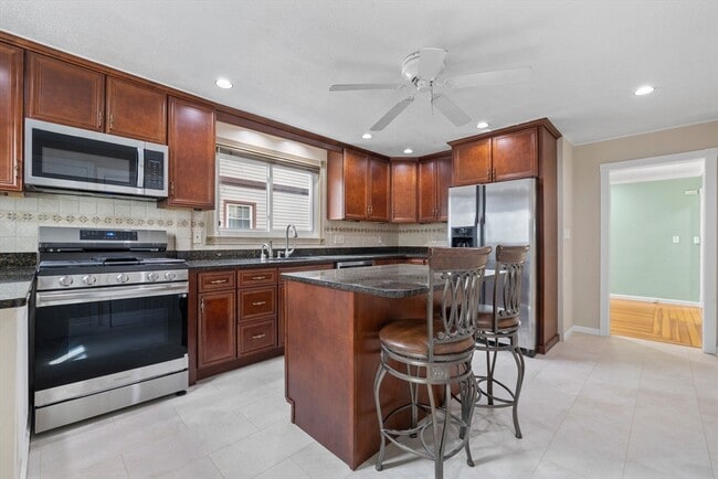 Building Photo - 17 Wheeler Ave