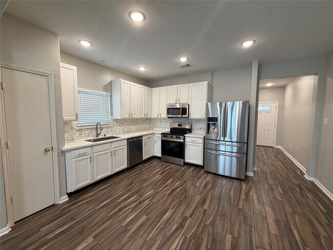 Foto del edificio - 4123 Knollwick Ct