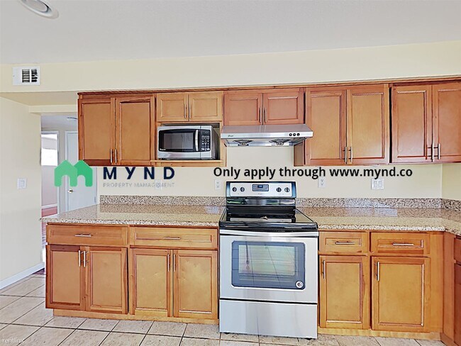 Building Photo - 4 br, 2 bath House - 2114 Hikido Dr