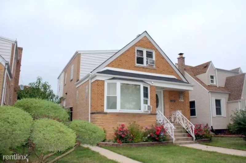 Foto principal - 3247 N Ozark Ave