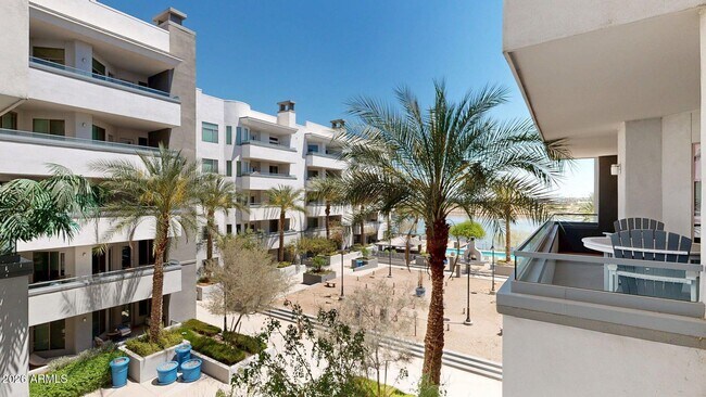 Foto del edificio - 945 E Playa Del Norte Dr