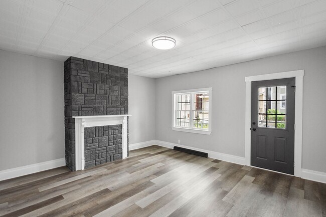 Photo - Gorgeous 3 bedroom home in Homestead avail...