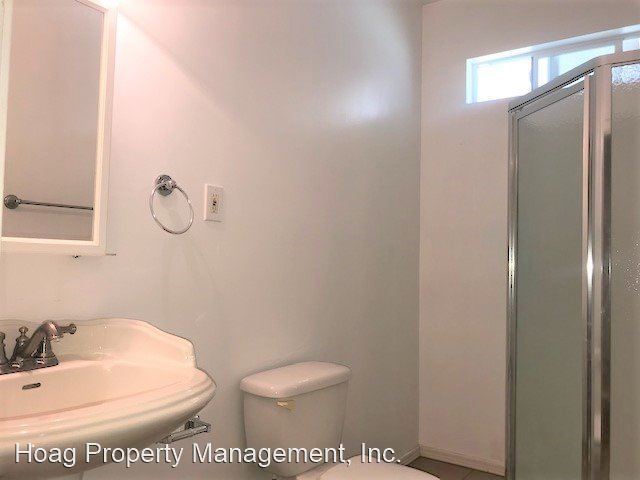 Building Photo - 1280 W 37th Pl