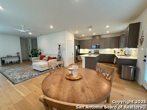 Foto del edificio - 14839 Vance Jackson Rd