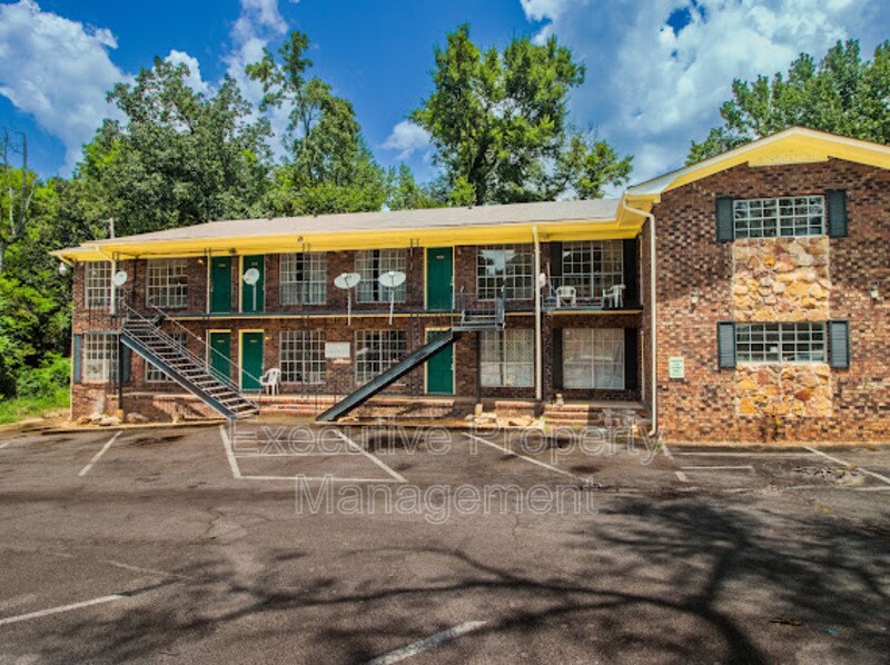 Foto principal - 739 81st St N