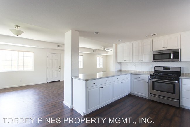 Building Photo - 142 3rd Ave