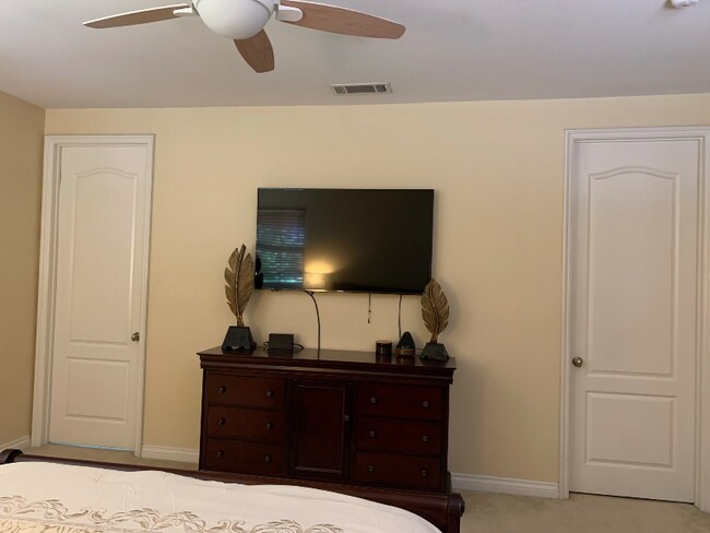 Foto del edificio - 17056 Itasca St