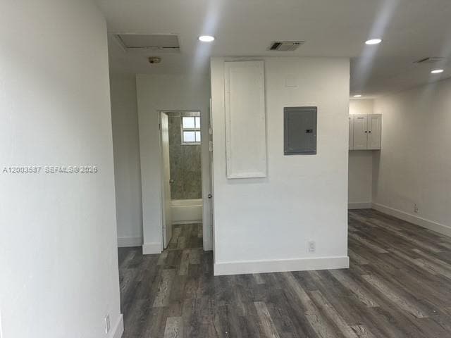 Foto del edificio - 631 NW 11th Ave