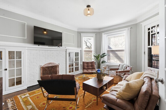 Foto del edificio - 6239 S Ellis Ave