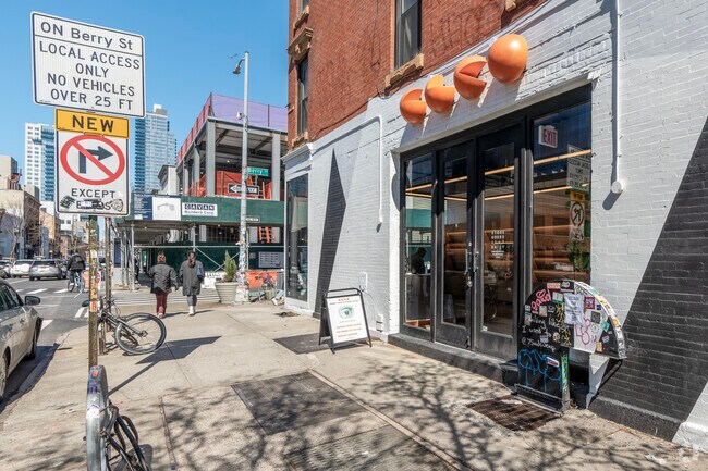 Building Entrance - 143 Berry St