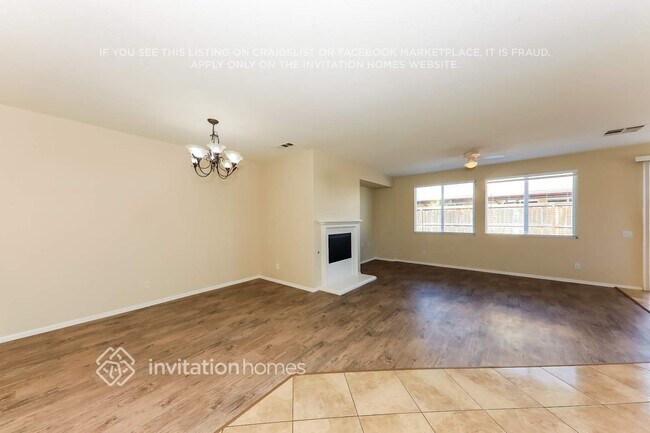 Foto del edificio - 1594 Leslie St