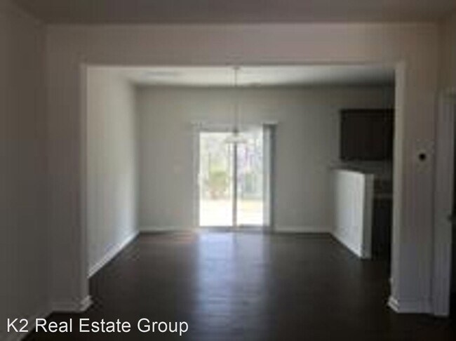Building Photo - 3 br, 2.5 bath House - 243 Village Creek Way