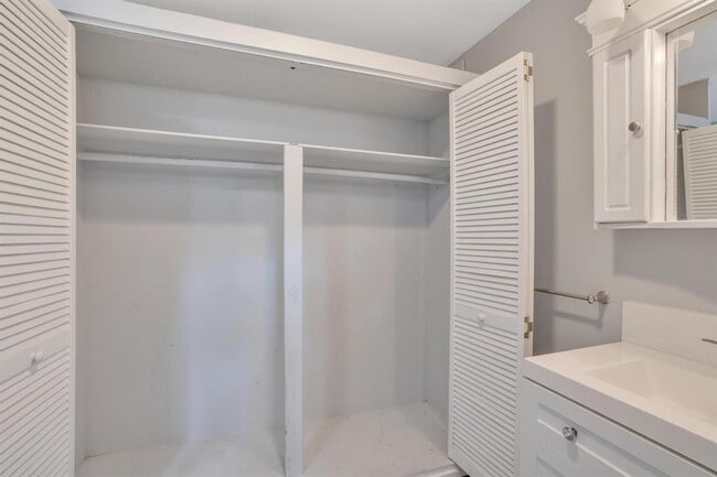 Foto del edificio - 4228 N Ocean Blvd