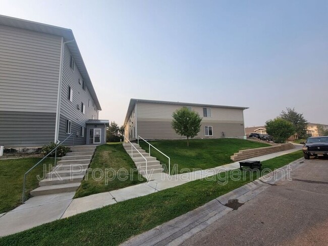 Building Photo - 5000 4th Ave N