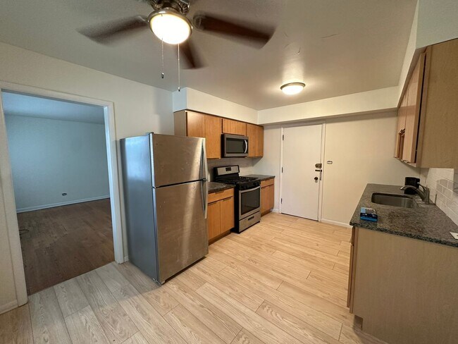 Building Photo - 4007 Dobson