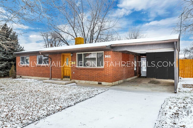 Building Photo - 961 S 190 W