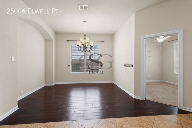 Building Photo - 25006 Elwell Point