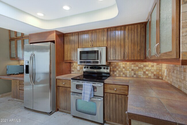 Building Photo - 11451 N Century Ln
