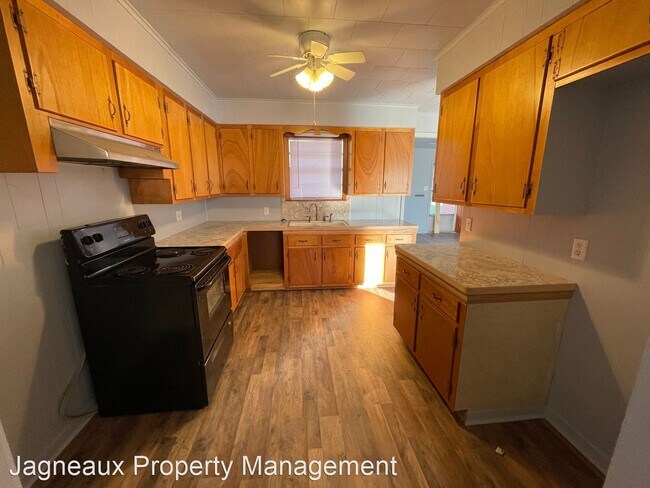 Building Photo - 3 br, 1.5 bath House - 308 Mathilda Dr