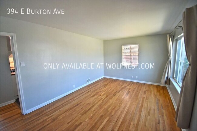 Building Photo - Newly Updated 3 Bed Salt Lake Home! No Dep...