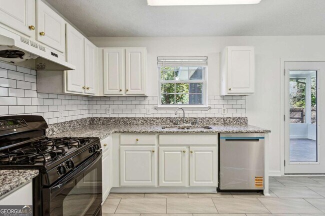 Foto del edificio - 300 Carrington Way