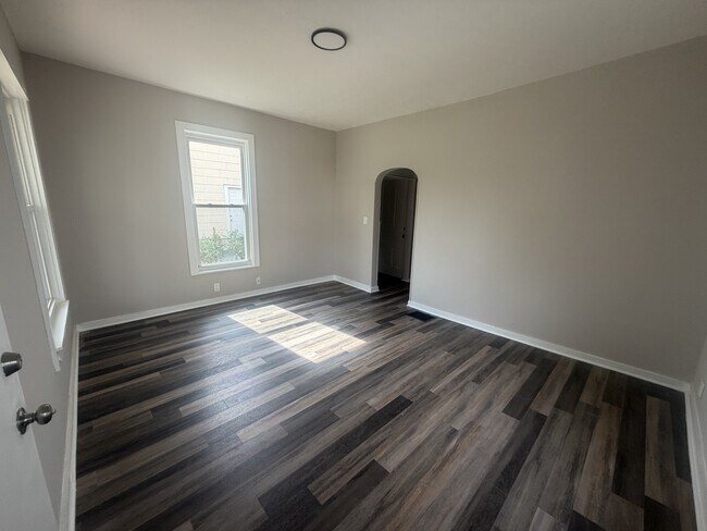 Foto del edificio - 5617 Abbottsford Ave