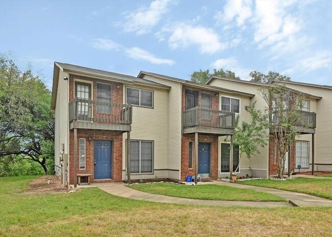 Building Photo - 1815 River Crossing Cir