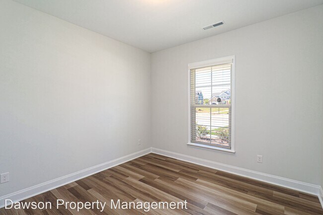 Building Photo - 4 br, 2.5 bath House - 1318 Poppy Way